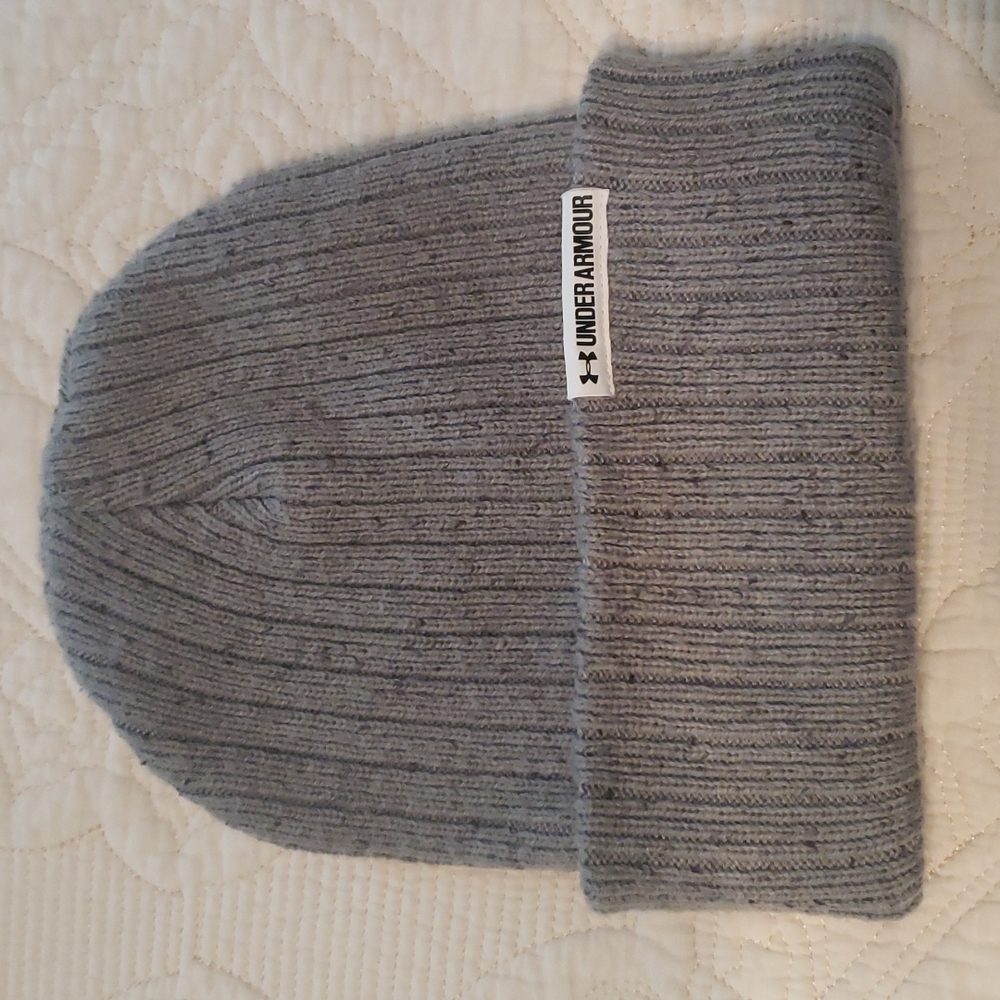UA Cold Gear Beanie